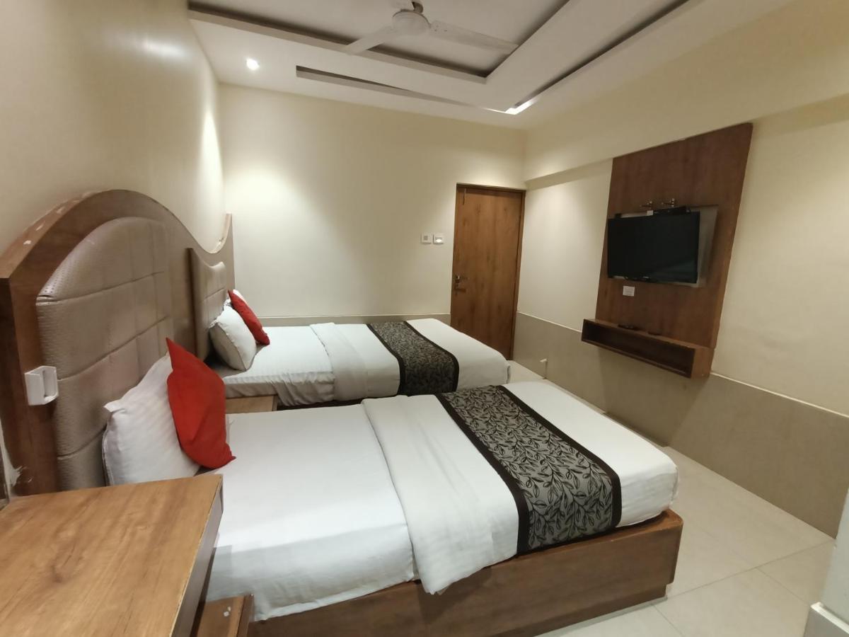 Hotel Regal Inn Mumbai Exterior foto