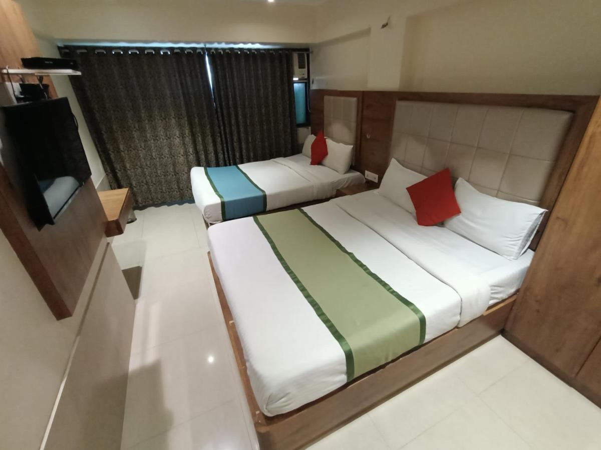 Hotel Regal Inn Mumbai Exterior foto