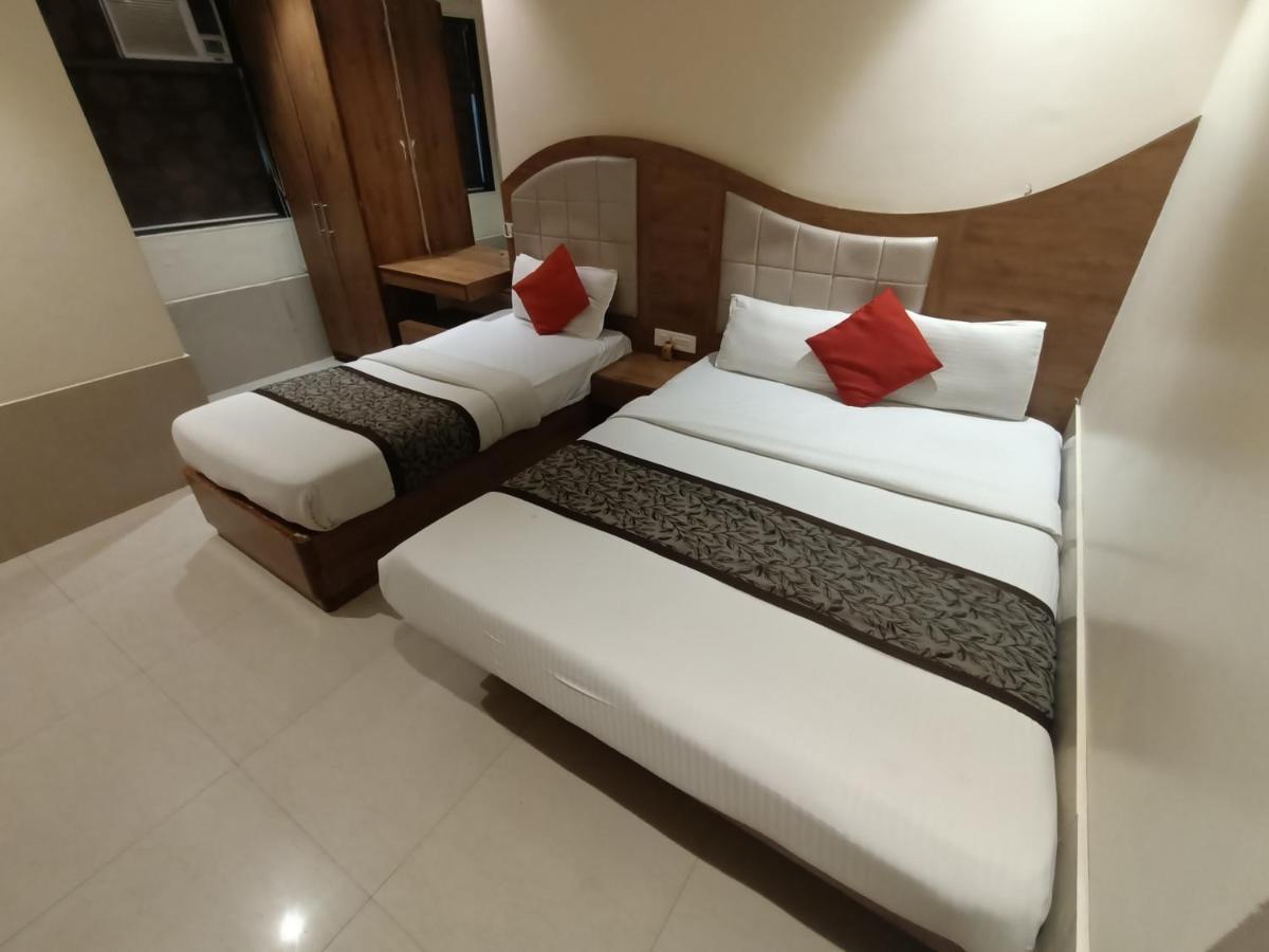 Hotel Regal Inn Mumbai Exterior foto