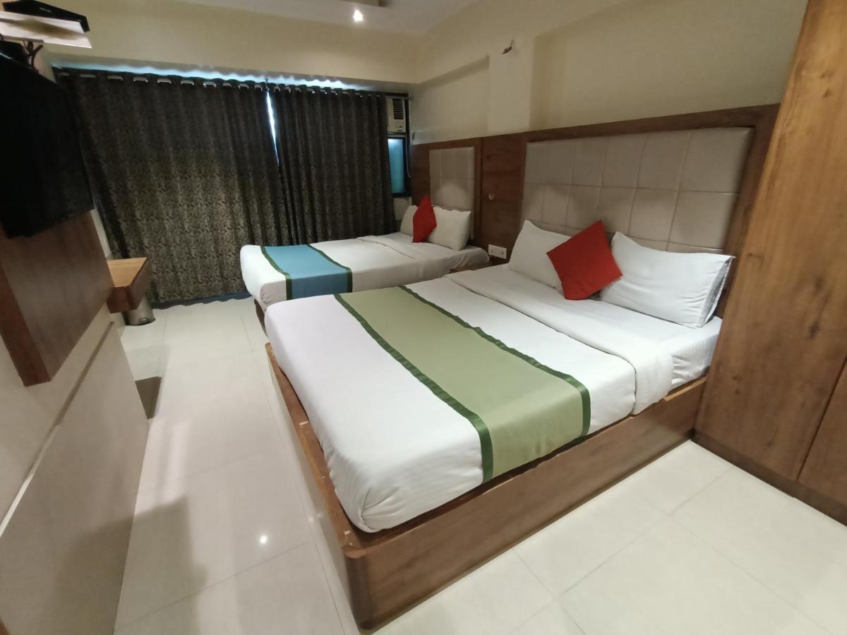 Hotel Regal Inn Mumbai Exterior foto